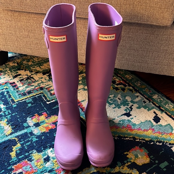 Purple Hunter Rain Boots, Womens 8! 💜 - Picture 1 of 6